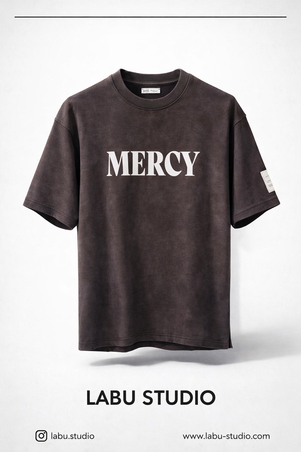888 טישרט MERCY-חום