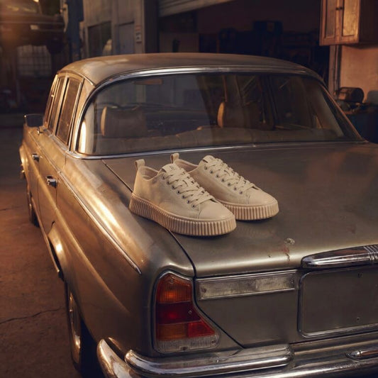 907 סניקרס באטרפליי-בז'